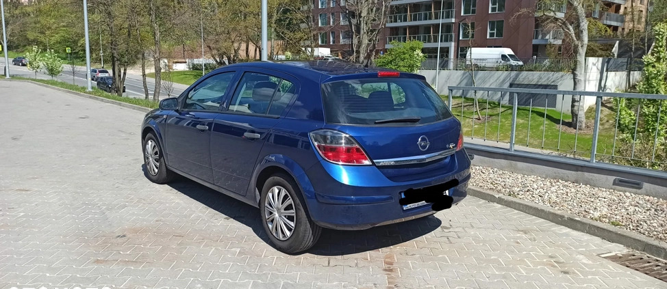Opel Astra cena 14800 przebieg: 123000, rok produkcji 2009 z Gdynia małe 781